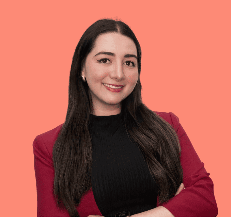 LIZZIE PRUNEDA Scott Bridegam - COO